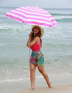 Sabrina Sato feet photo thumbnail