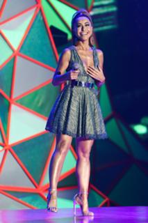 Sabrina Sato feet photo thumbnail
