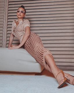 Sabrina Sato feet photo thumbnail