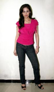 Sada feet photo thumbnail