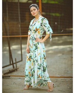 Sada feet photo thumbnail