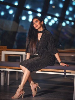 Sada feet photo thumbnail