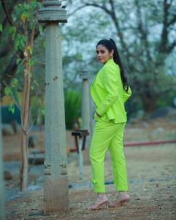 Sada feet photo thumbnail