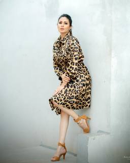 Sada feet photo thumbnail