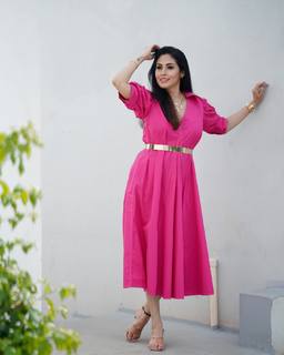 Sada feet photo thumbnail