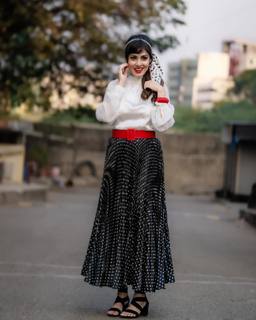 Sada feet photo thumbnail