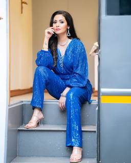 Sada feet photo thumbnail