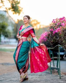 Sada feet photo thumbnail