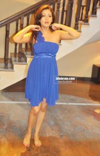 Sada feet photo thumbnail