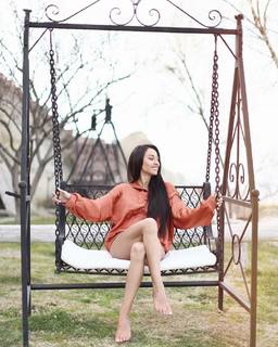 Sadaf Taherian feet photo thumbnail