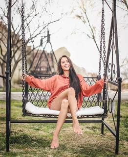 Sadaf Taherian feet photo thumbnail