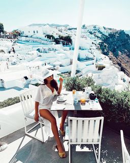 Sadaf Taherian feet photo thumbnail