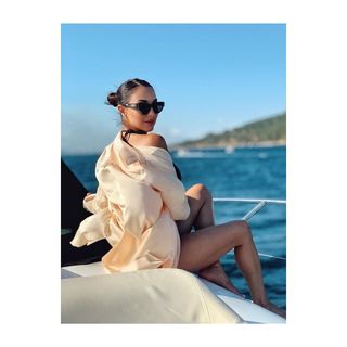 Sadaf Taherian feet photo thumbnail