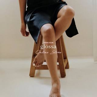 Sadaf Taherian feet photo thumbnail