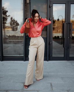 Sadaf Taherian feet photo thumbnail