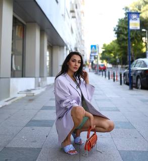 Sadaf Taherian feet photo thumbnail