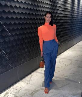 Sadaf Taherian feet photo thumbnail