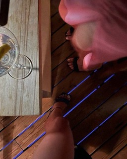 Sadaf Taherian feet photo thumbnail