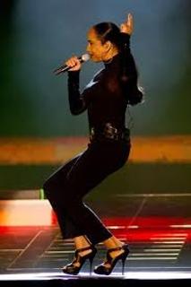 Sade feet photo thumbnail