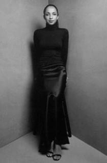 Sade feet photo thumbnail