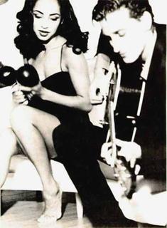 Sade feet photo thumbnail