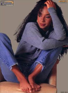 Sade feet photo thumbnail