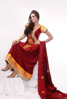 Sadia Khan feet photo 14