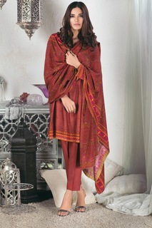 Sadia Khan feet photo 2