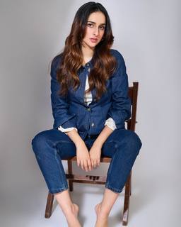 Sadia Khateeb feet photo 18