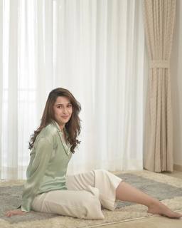 Sadia Khateeb feet photo 3