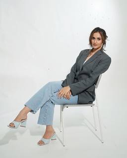 Sadia Khateeb feet photo 13