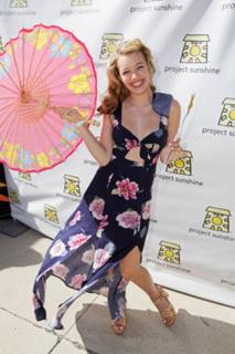 Sadie Calvano feet photo thumbnail