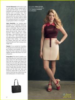 Sadie Calvano feet photo thumbnail