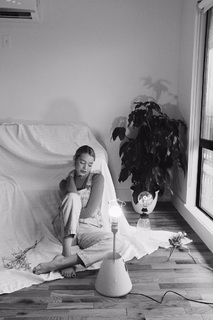 Sadie Calvano feet photo thumbnail