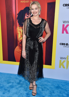 Sadie Calvano feet photo thumbnail