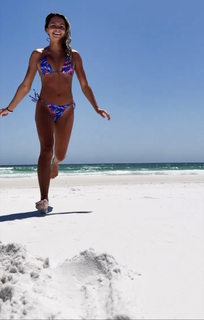 Sadie Crowell feet photo thumbnail