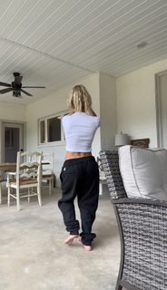 Sadie Crowell feet photo thumbnail