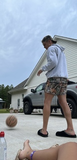 Sadie Crowell feet photo thumbnail