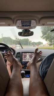 Sadie Crowell feet photo thumbnail