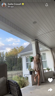 Sadie Crowell feet photo thumbnail