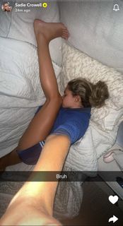 Sadie Crowell feet photo thumbnail