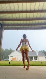 Sadie Crowell feet photo thumbnail