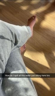 Sadie Crowell feet photo thumbnail