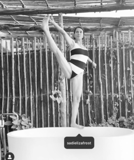 Sadie Frost feet photo 1