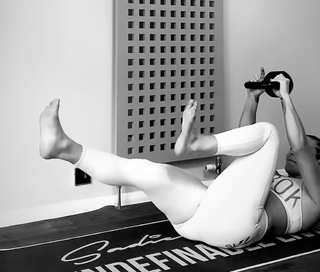Sadie Gibbs feet photo 12