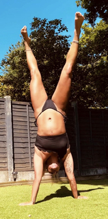 Sadie Gibbs feet photo 15