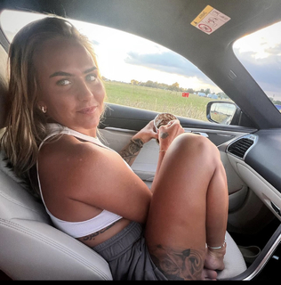 Sadie Gibbs feet photo 18