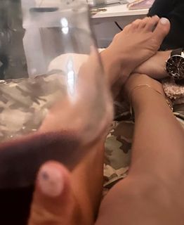 Sadie Gibbs feet photo 2