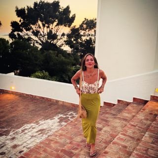 Sadie Gibbs feet photo 14