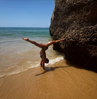 Sadie Gibbs feet photo 12